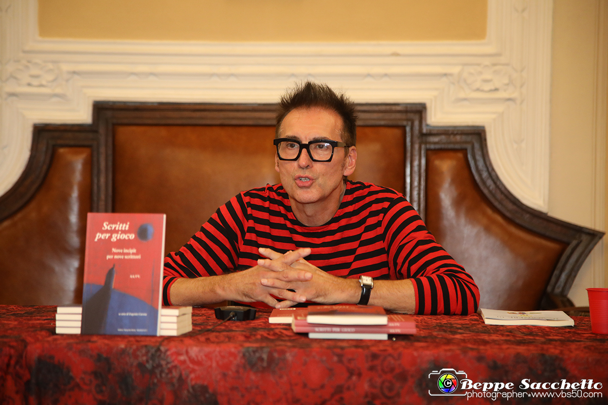 VBS_1787 - Presentazione libro 'Scritti per gioco' a cura di Eugenio Carena.jpg